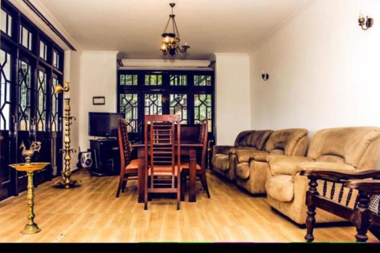 Medhani Kandy Exterior photo
